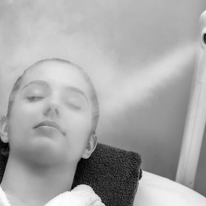 benefit-of-steaming-face-jpg-min_edited.jpg